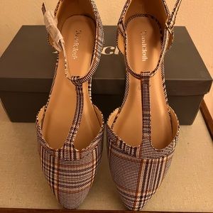 ModCloth plaid strappy flats